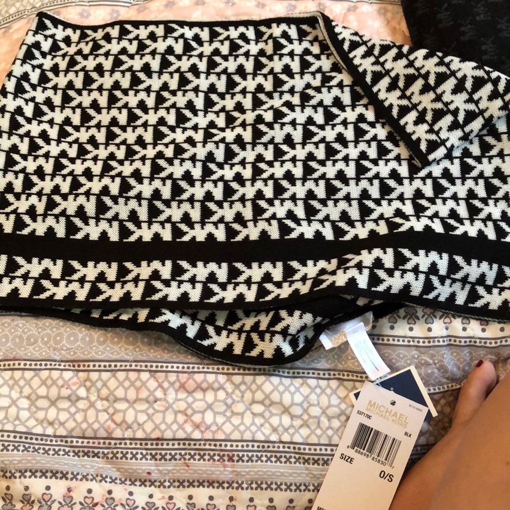 Michael Kors scarf